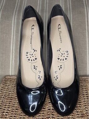 CL By Laundry Womens Size 9.5 M Classic Pump Heel Black Patent Leather